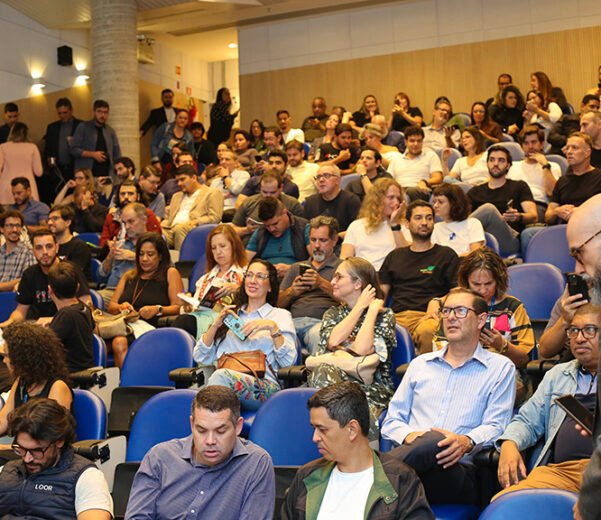 O Instituto MultipliCidades, em parceria com a Fundação de Apoio à Pesquisa do Distrito Federal (FAPDF), convida startups inovadoras em fase de incubação para participarem da Fase II do Programa Start BSB 2024. Com foco no amadurecimento do negócio e sua validação com o mercado, essa fase destina-se à startups que já validaram seu Problema e Solução e agora buscam estruturar um Produto Mínimo Viável (MVP) e seu Modelo de Negócios, com objetivo de se estabilizar no mercado do DF e RIDE.